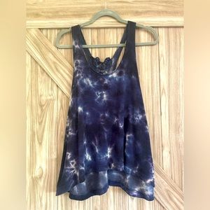 Blue and white American Eagle Tie Dye Tank